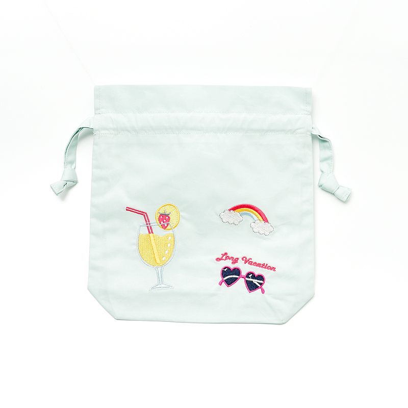 Drawstring cotton wedding party favors bag gift pouches.