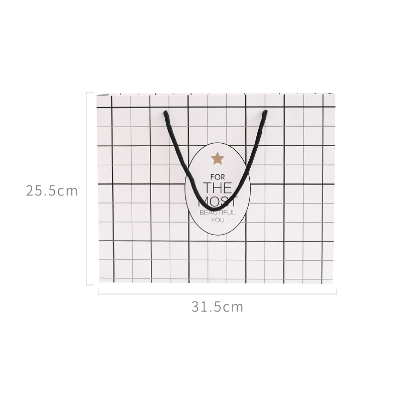 Custom different patterns and sizes gift paper bag with low price 