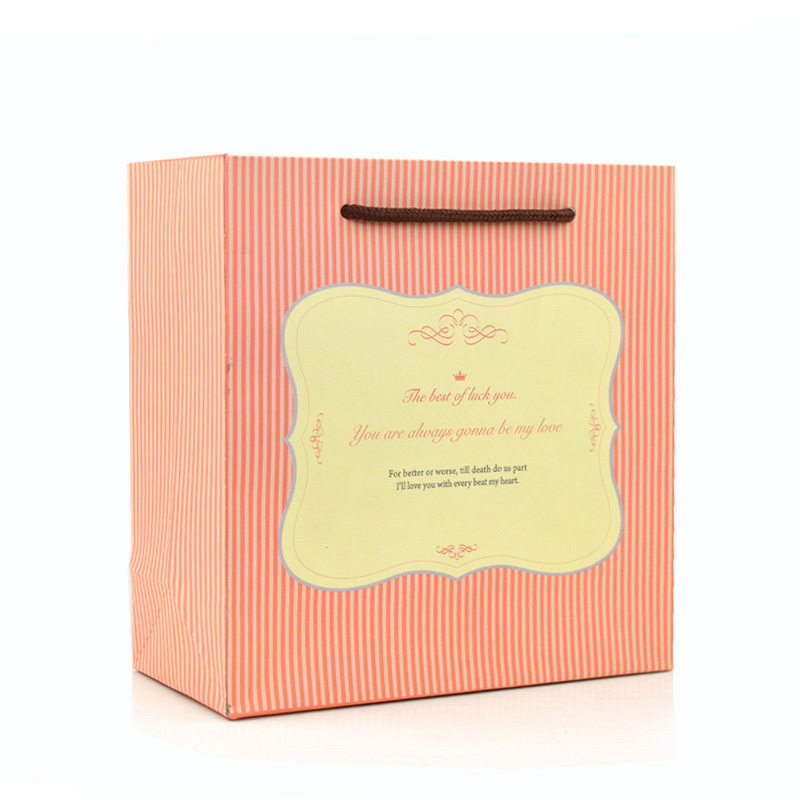 Customize different sized cheap gift art paper bag with gold hot stamping logo and ribbon