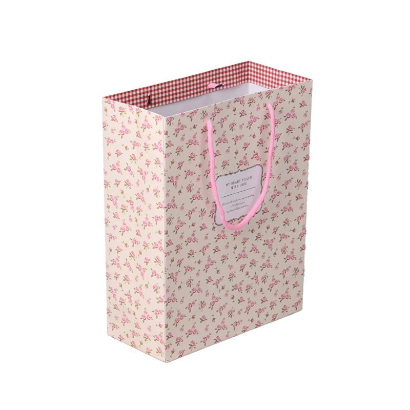 Wholesale custom logo printed white brown kraft gift shopping paper packaging bag with handle