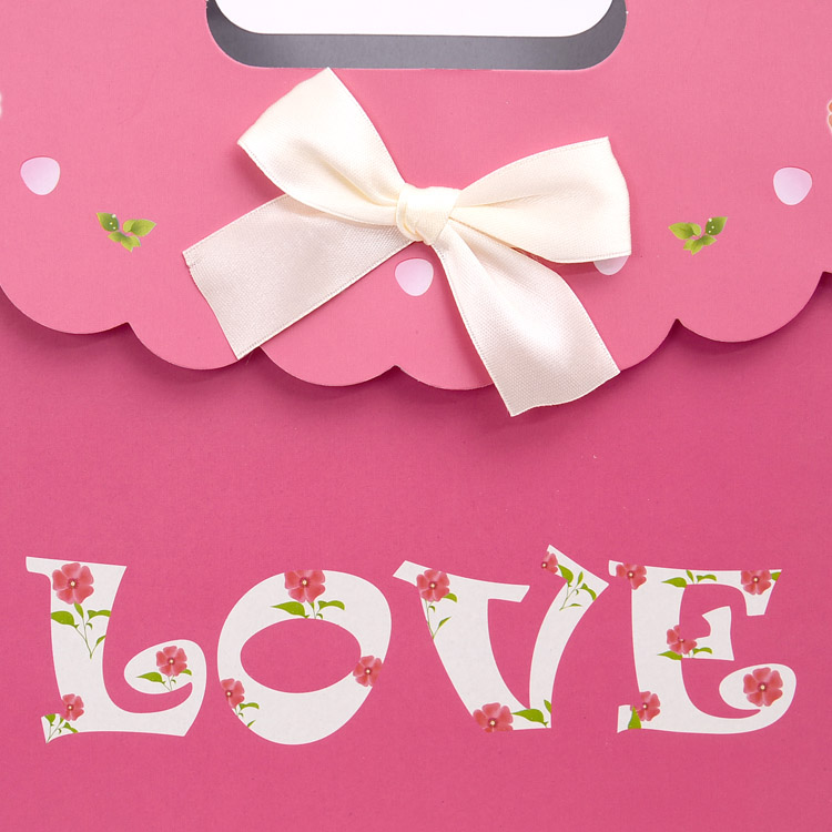 Custom love christmas pink paper small gift bags with die cut handle