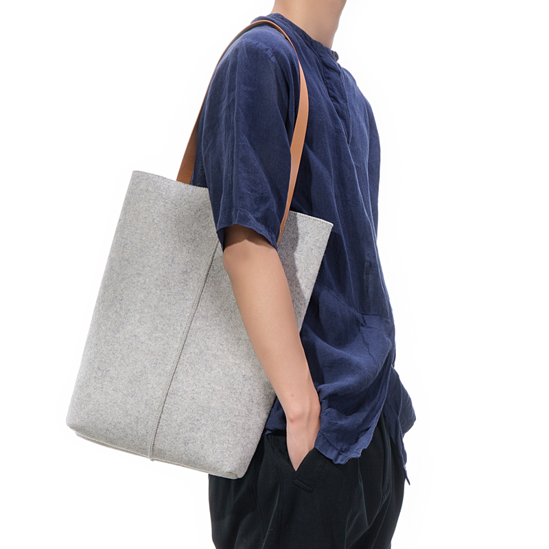 Promotional hand made polyester felt shopping bag lady felt tote bag