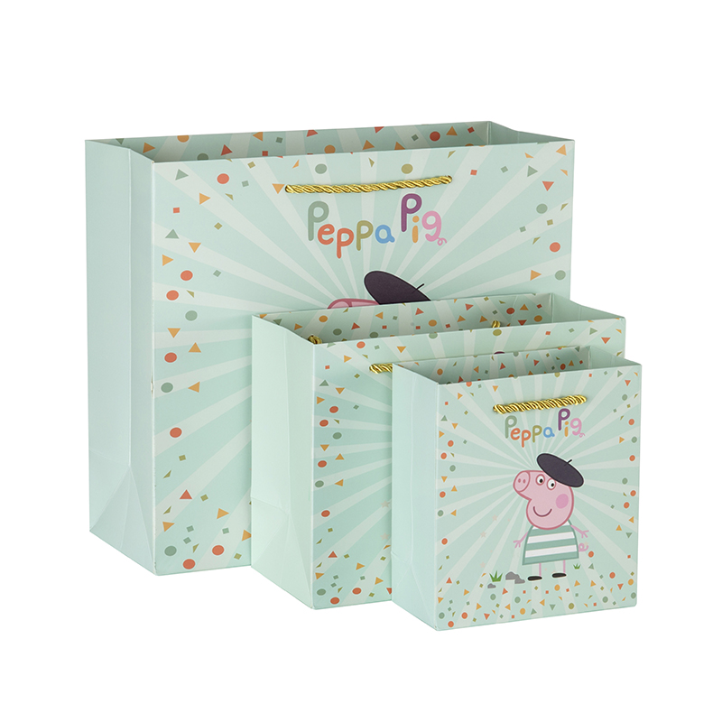  Wholesale custom logo kraft paper bag paper shopping bag luxury printed packaging paper gift bag