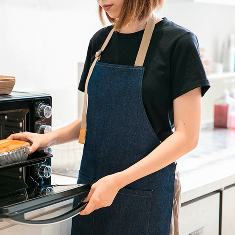 Promotional cheap cooking wear resistant and anti oil restaurant chef and waiter work cleaning apron