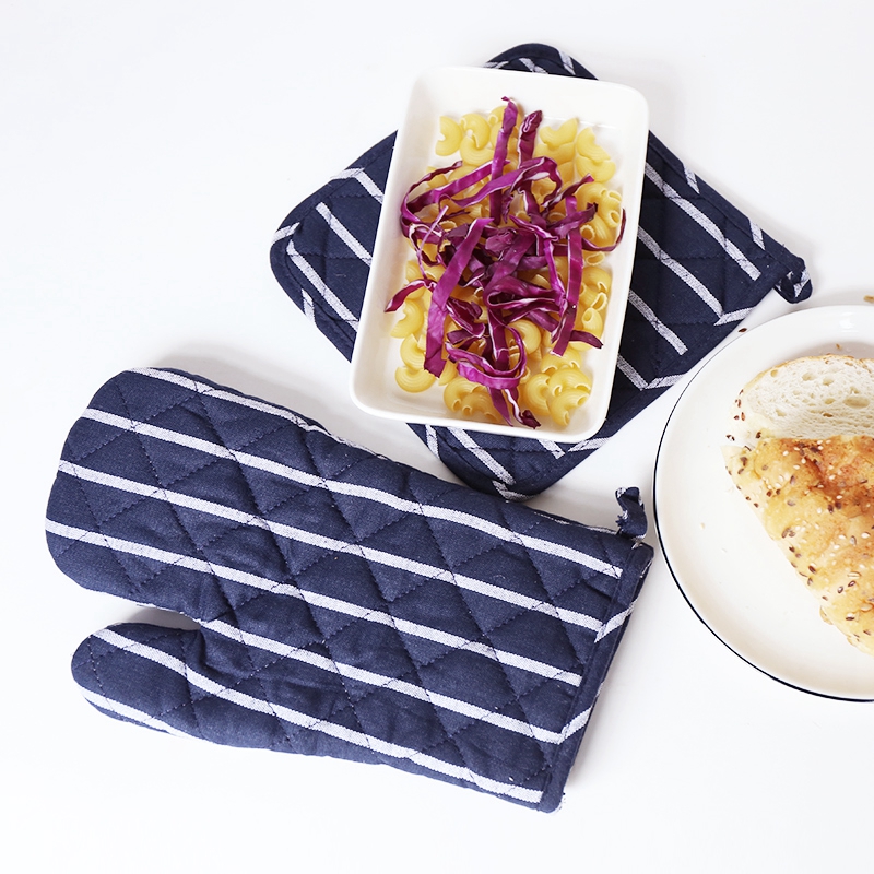 Simple fashion plain color potholder napkin apron four piece unisex cotton kitchen apron