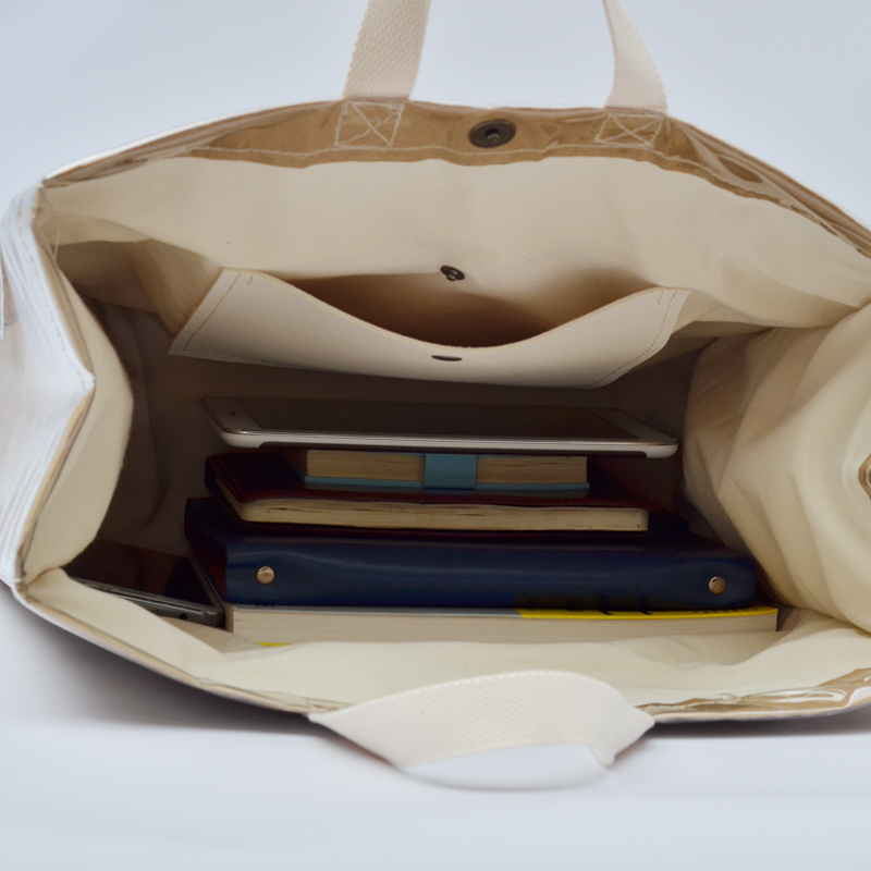 Korea ins retro transparent pvc waterproof kraft paper bag large capacity travel shopping tote bag