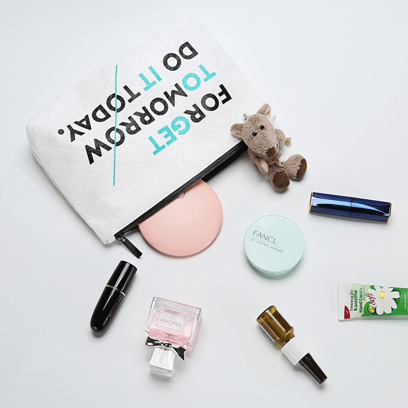 tyvek makeup bag (5)