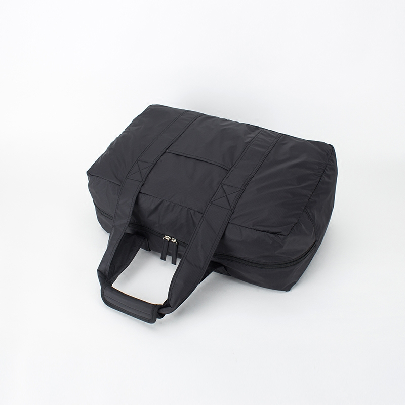 Large capacity black travel bag folding nylon portable light sports tote bag