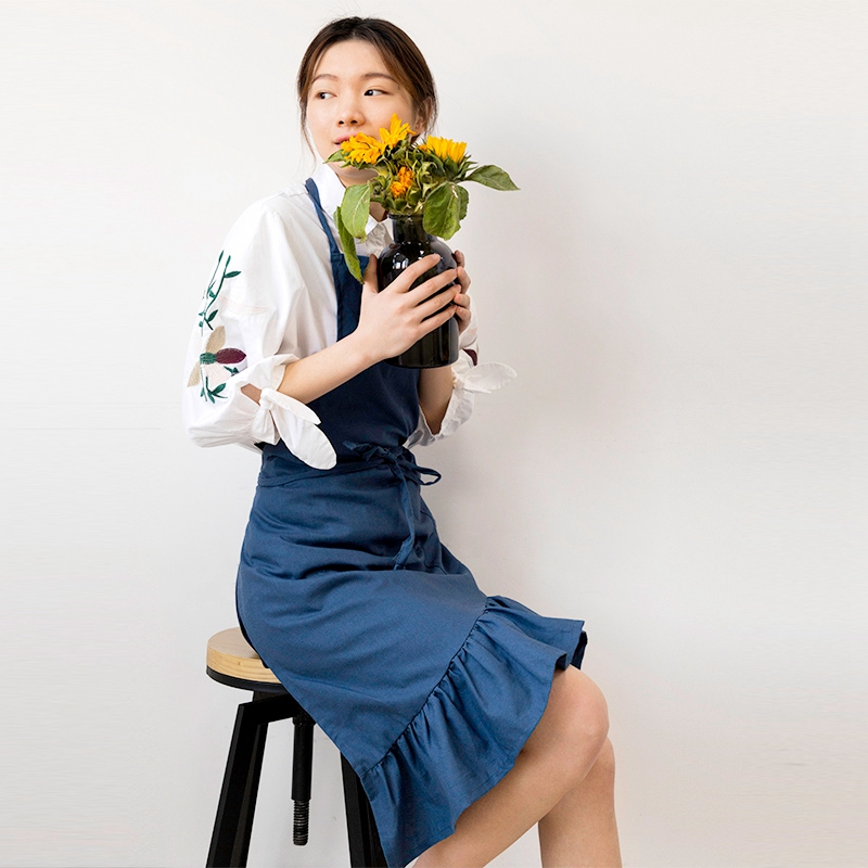 New Style European Pastoral Beautiful Disc Tail Short Swing Soft Apron For Florist Kitchen Female Clean Use