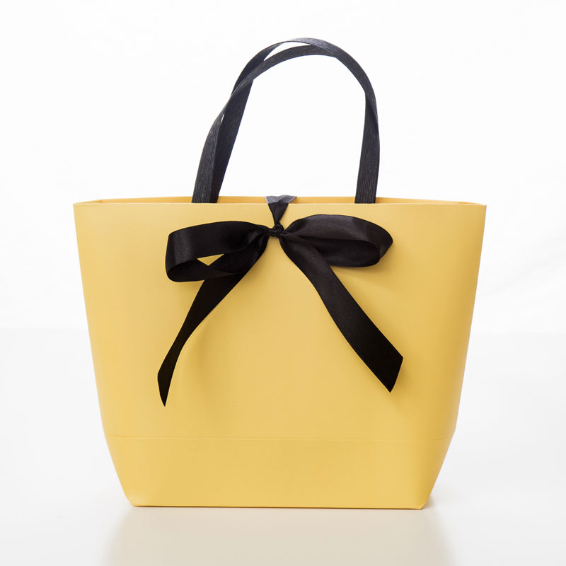Wholesale multifunction high-end delicate durable paper bag for girls