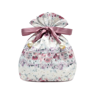 Custom logo satin jewelry bags with metal label gift drawstring bag