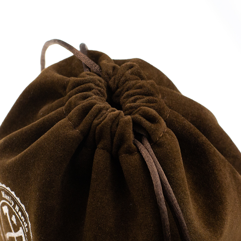 Hot selling high quality multi purpose jewelry packaging bag velvet drawstring gift pouch with logo custom