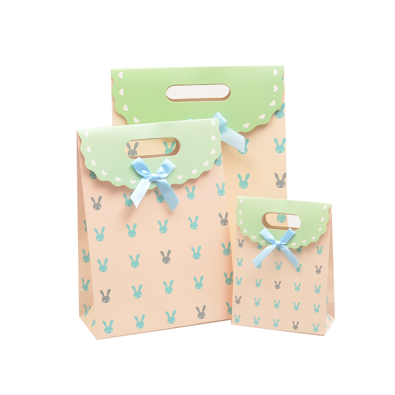  Wholesale custom logo brand self adhesive seal Christmas paper gift bag