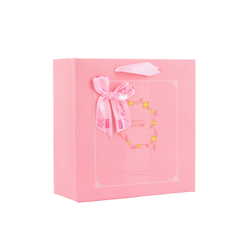 Wholesale custom print take away fashion recycled shopping paper bags with your own logo