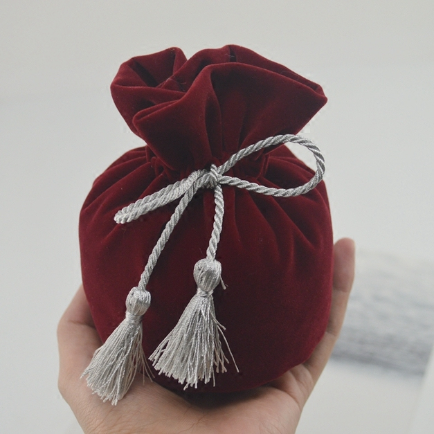 Portable flocking handmade drawstring small jewelry velvet gift bag