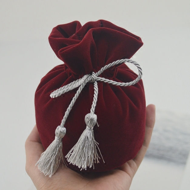 Portable flocking handmade drawstring small jewelry velvet gift bag