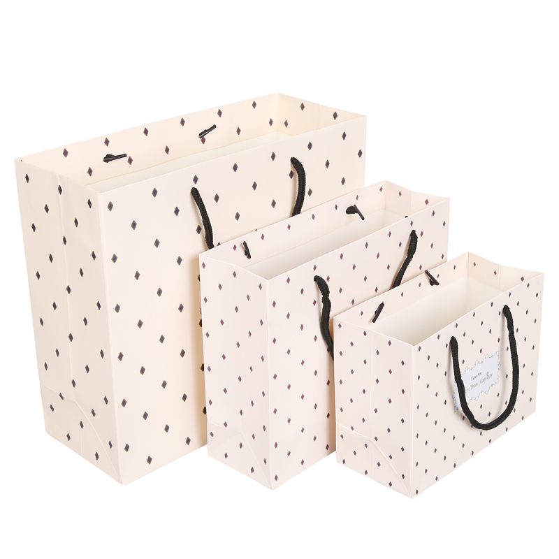 Most popular fashional eco-friendly and durable kraft paper bag wholesale