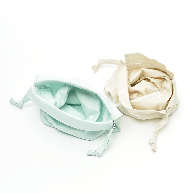 Drawstring cotton wedding party favors bag gift pouches.