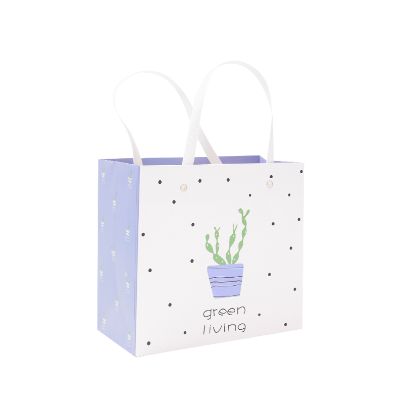 Cute pattern design waterproof and durable gift paper bag with high quality 