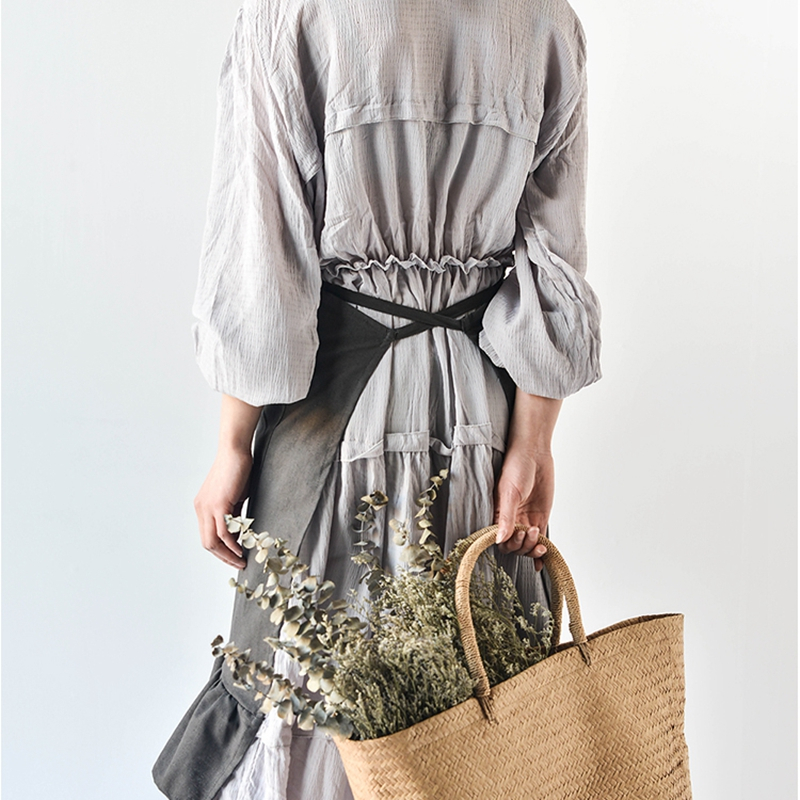 New Style European Pastoral Beautiful Disc Tail Short Swing Soft Apron For Florist Kitchen Female Clean Use