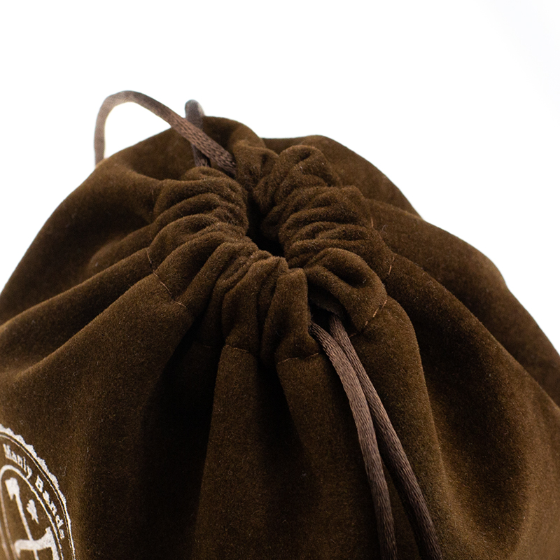 velvet drawstring bag (2)
