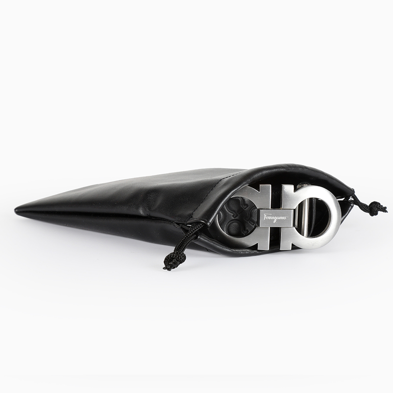 Luxury black leather pouch with custom logo 