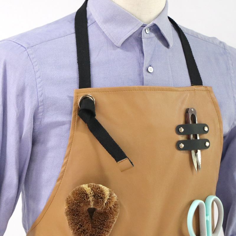 Factory Wholesale Waterproof Leather Material Multifunction Outdoor BBQ Apron