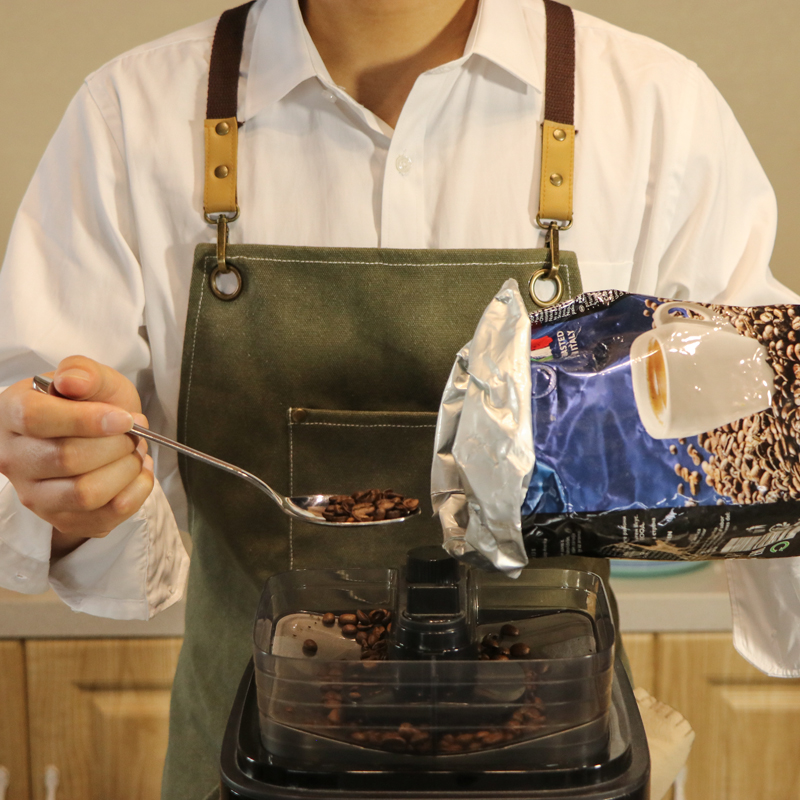  Wholesale customized army green polyester cotton canvas apron barista apron