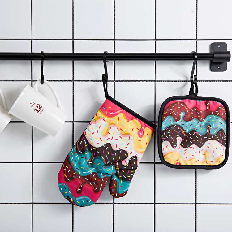 Factory Direct Sales Kitchen Special Thick Insulation Anti-scald High Temperature Baking Oven Mitt with Pot Holder