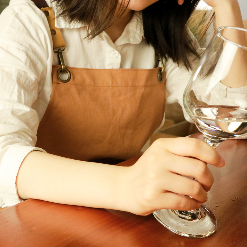 Waterproof polyester cotton customized apron for kitchen or coffee shop or bar with competitive price