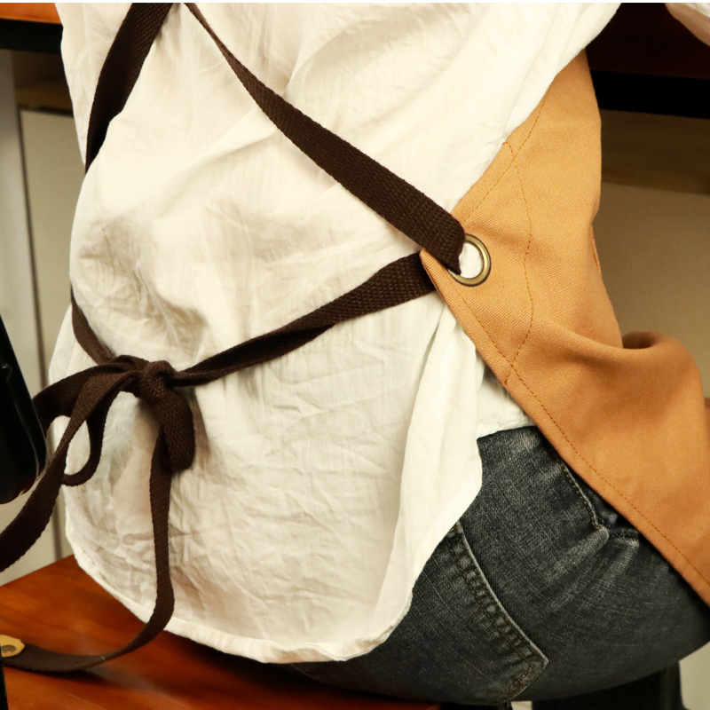 Waterproof polyester cotton customized apron for kitchen or coffee shop or bar with competitive price