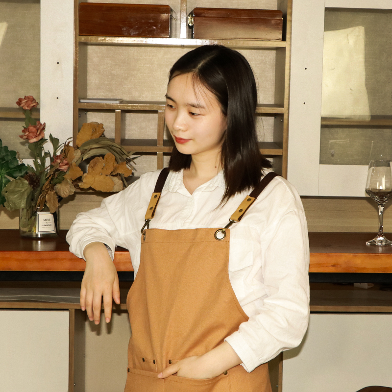Waterproof polyester cotton customized apron for kitchen or coffee shop or bar with competitive price