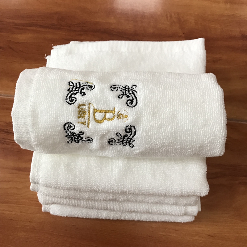 200 pcs stock goods 100% cotton two color embroidery 32x32cm white hotel face towel