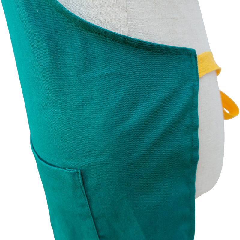 Factory price free sample supply waterproof twill cloth kicthen cooking canvas apron garden cleaning reusable work apron