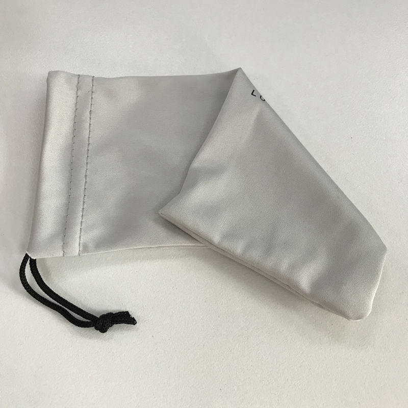 1000 pcs 100% polyester single drawstring one color silk printing logo glasses package bag
