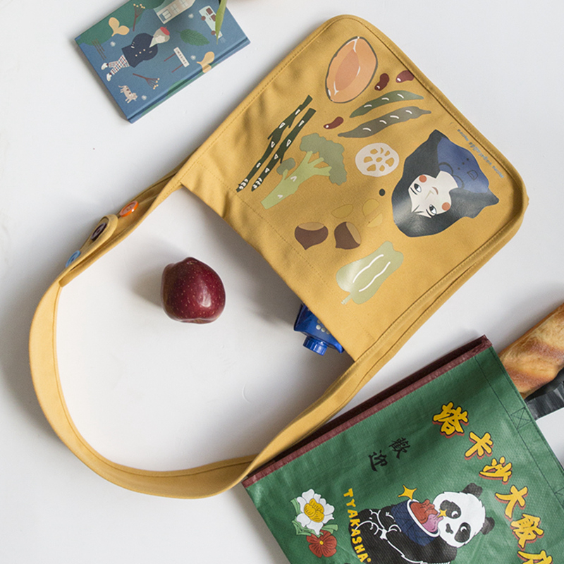 Cartoon funny logo printed custom eco friendly breathable 16oz cotton canvas messenger bag