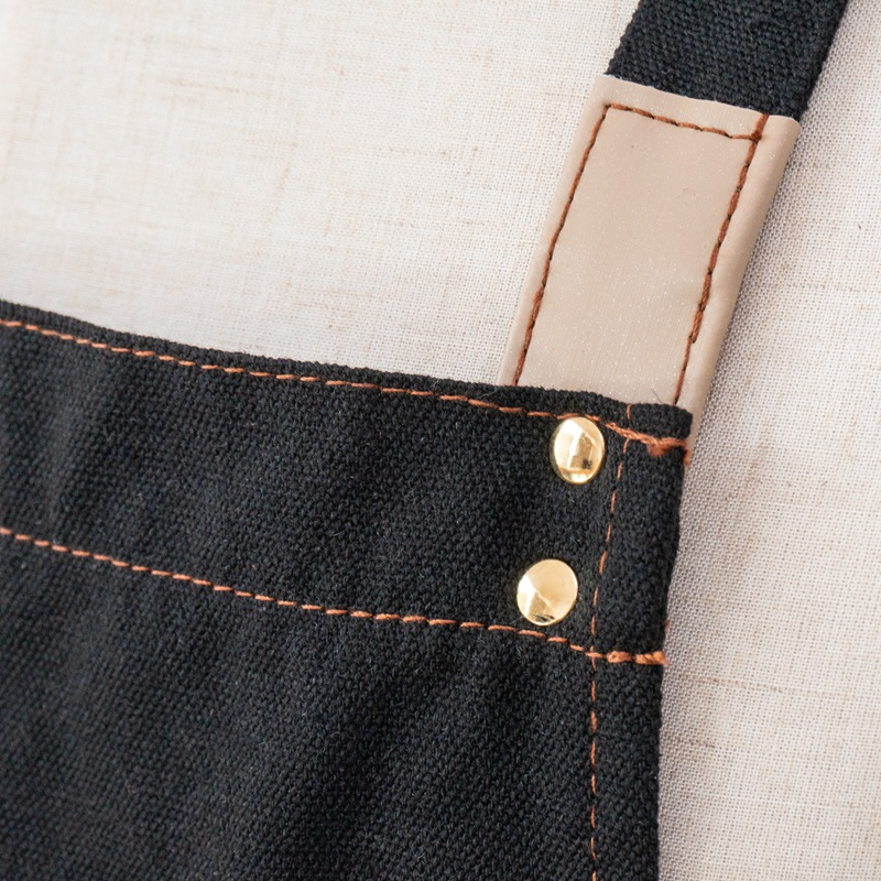 Wholesale Washable comfortable Cheap black Unisex kitchen apron canvas Apron with Pockets