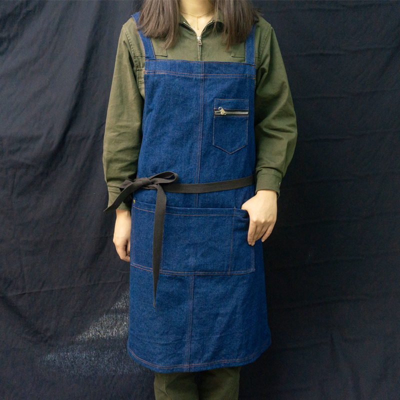 China Supplier profession design fashion multifunction denim apron with practical pockets