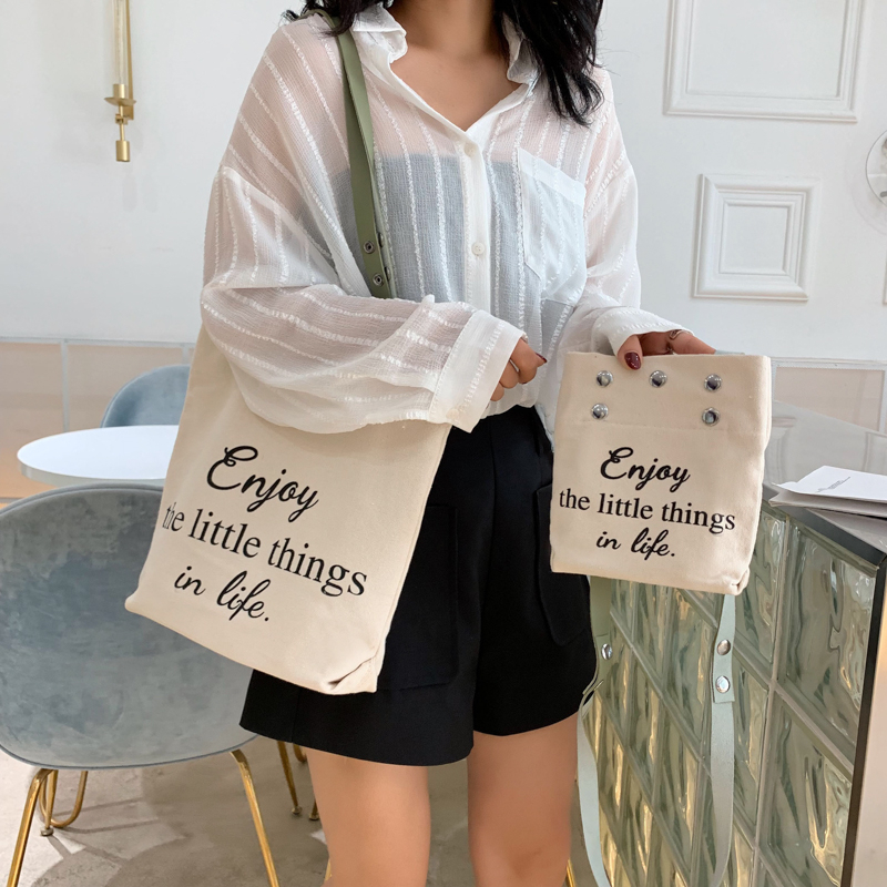 New style fashion Korean version letter printing small ins messenger bag 