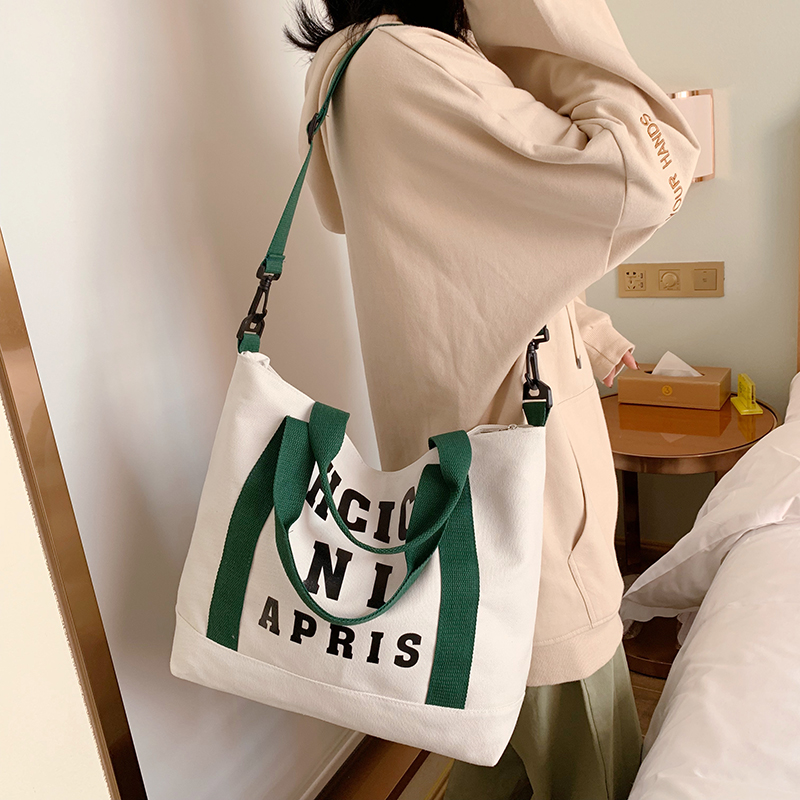 Fashion eco friendly skin friendly breathable cotton canvas tote bag outdoor portable large capacity messenger canvas bag